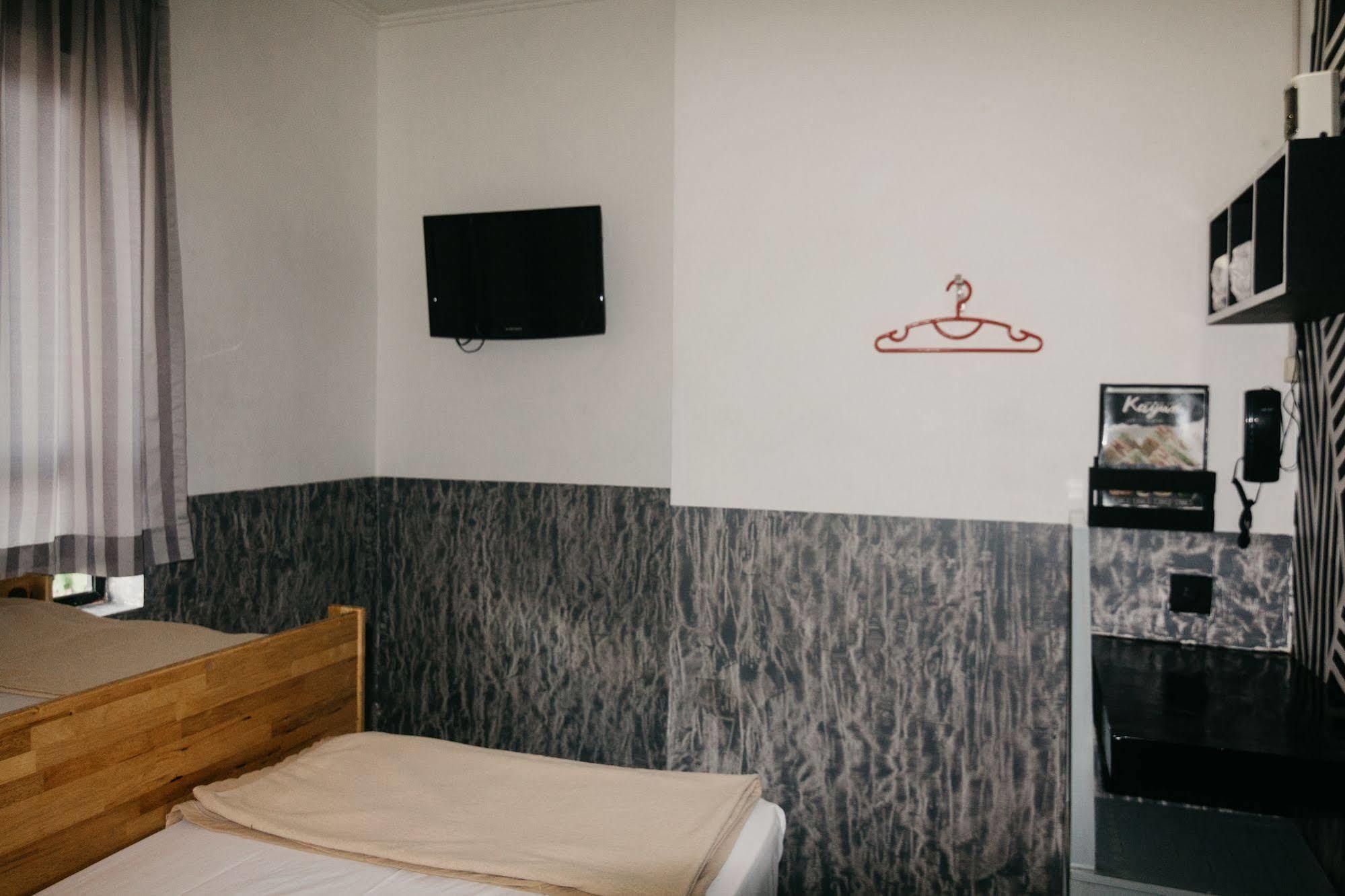 Kayun Hostel Legian  Exterior photo