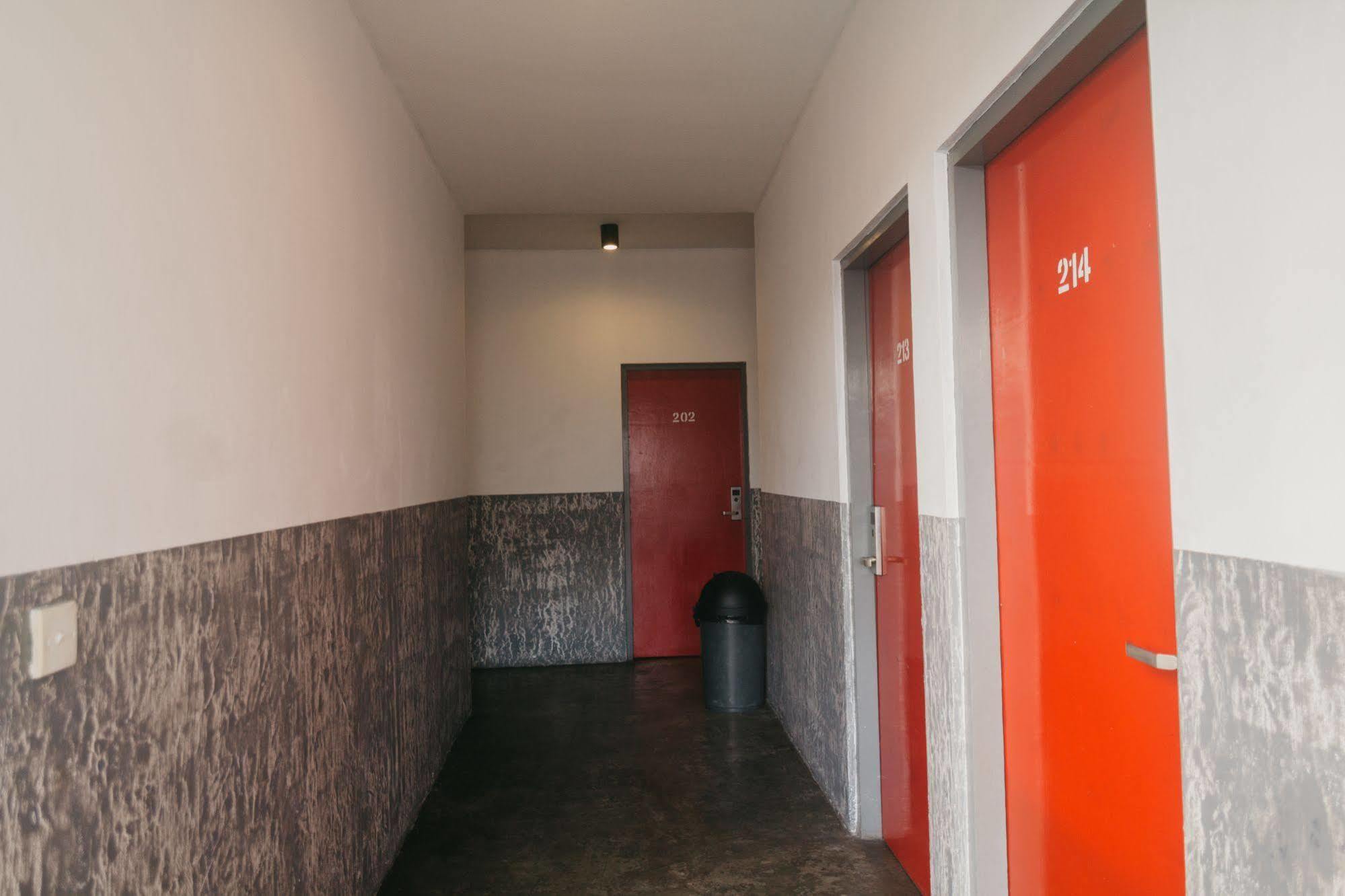 Kayun Hostel Legian  Exterior photo